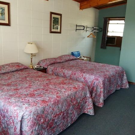 Huron Sands Motel And Restaurant Providence Bay Bagian luar foto